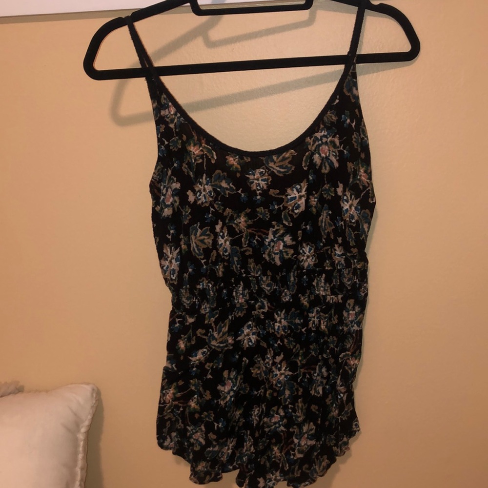 NEW w/o TAGS URBAN OUTFITTERS ROMPER